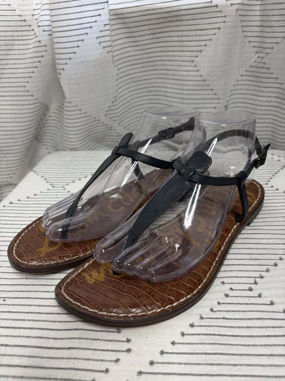 Sam Edelman Gigi Sandals Womens 8.5 Navy  Leather T Strap Ankle Thong Flat Boho